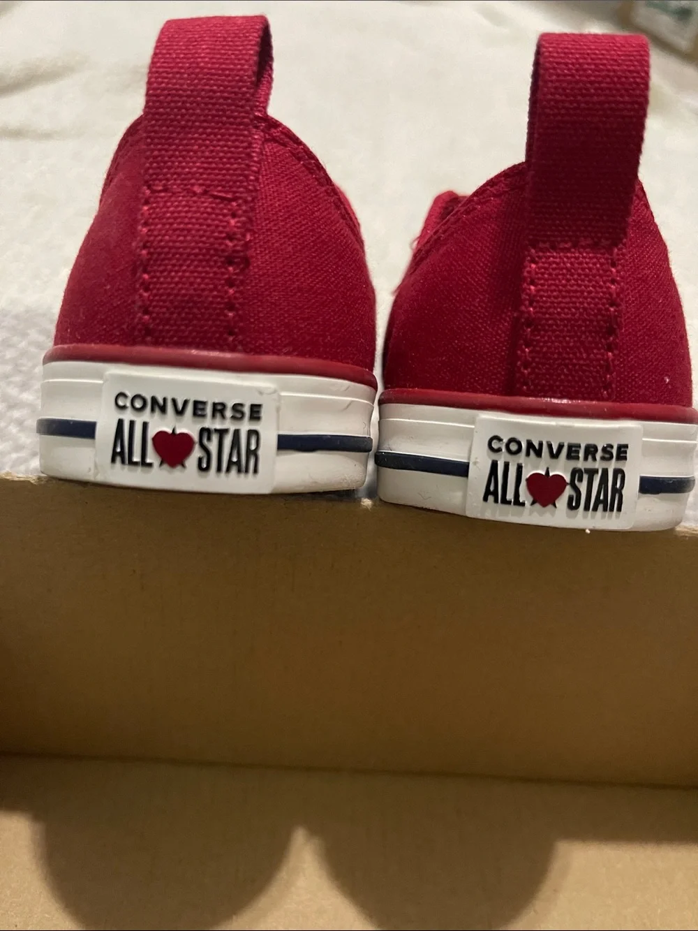 NEW- Converse - 7c or 8c